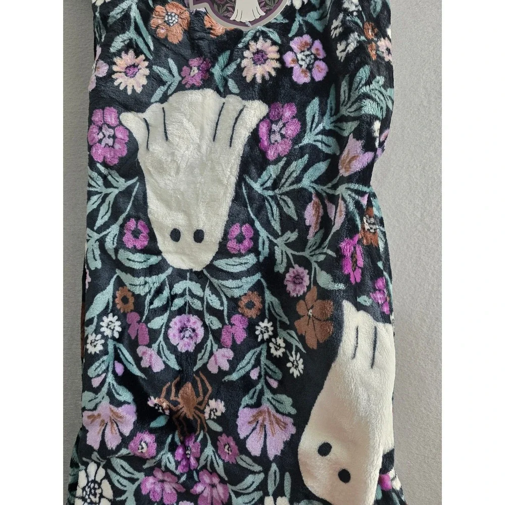 EnVogue Ghost Floral Plush Throw Blanket 60x70 Halloween NWT Cozy